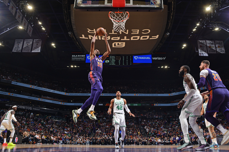 关于爵士险胜凯尔特人，杜兰特惊艳世界的信息