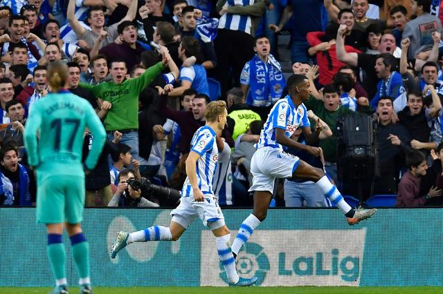 开云体育中国-关于韩国碾压巴黎,弗拉霍维奇打破历史纪录的信息