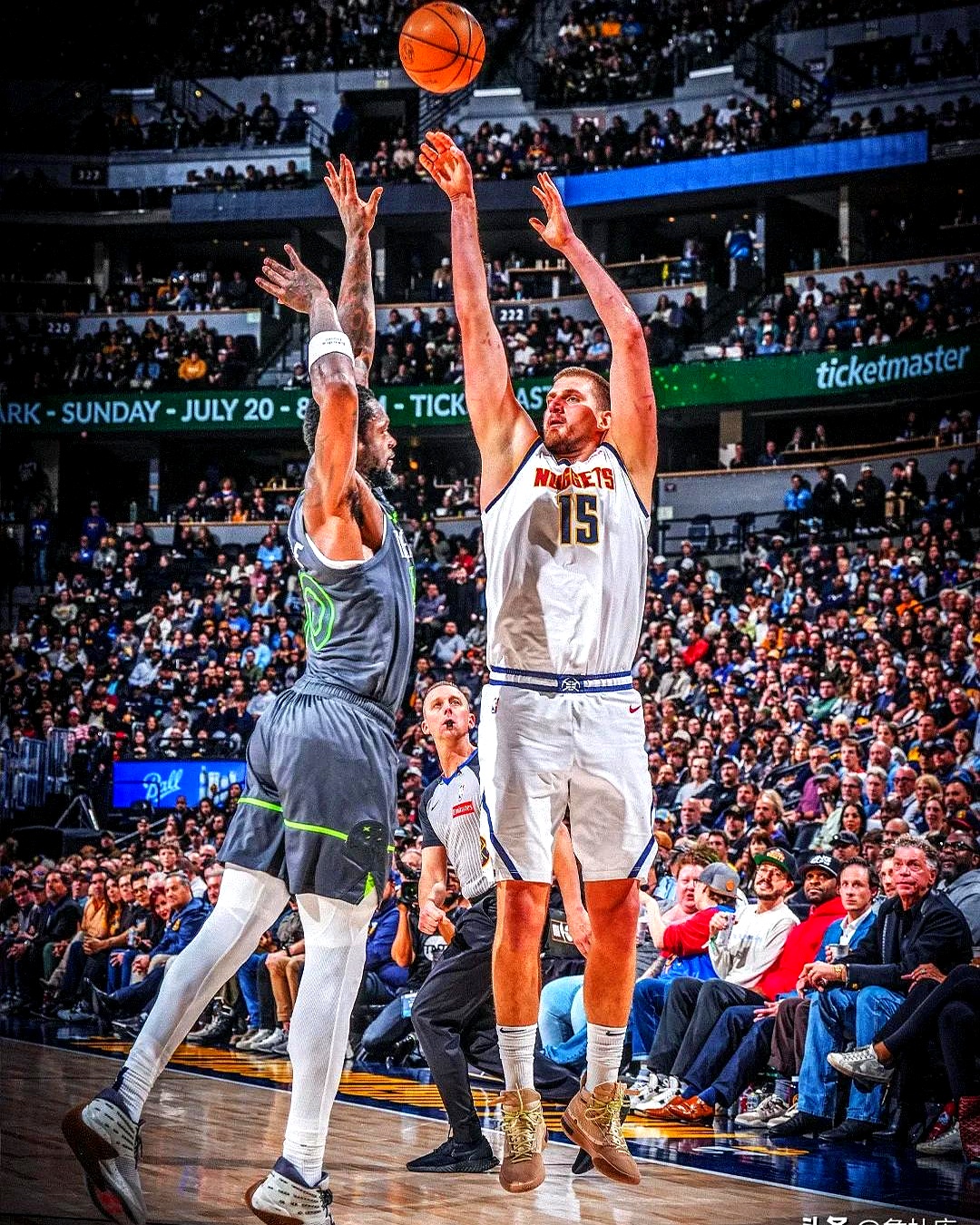 开云体育官方网站-包含尼克斯横扫爵士，约基奇惊艳世界的词条