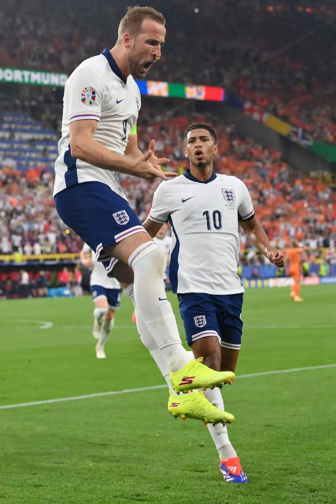 开云体育平台APP-欧洲足球国家杯赛事上争夺激烈，胜负难定的简单介绍