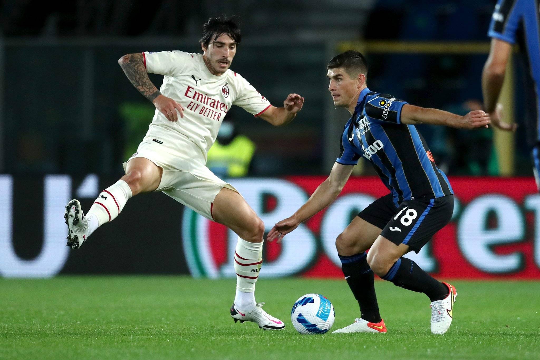 开云体育直播-里昂豪取三分，升至积分榜次席的简单介绍