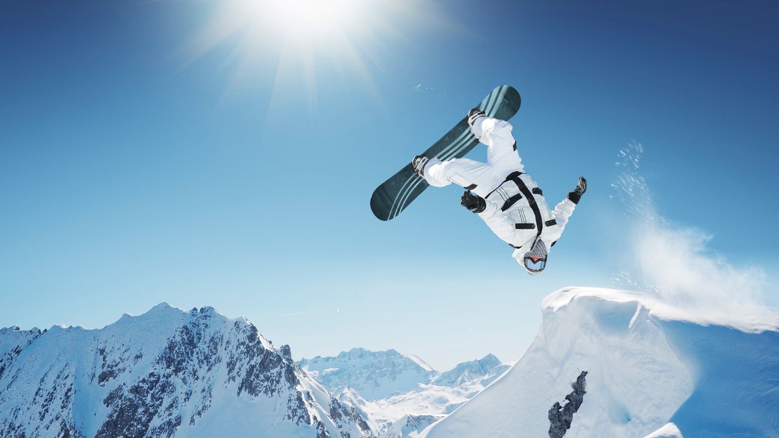 开云体育在线-从多哈到马德里，足球智慧的双重奏—迪亚斯如何用卡塔尔节奏重塑国家德比