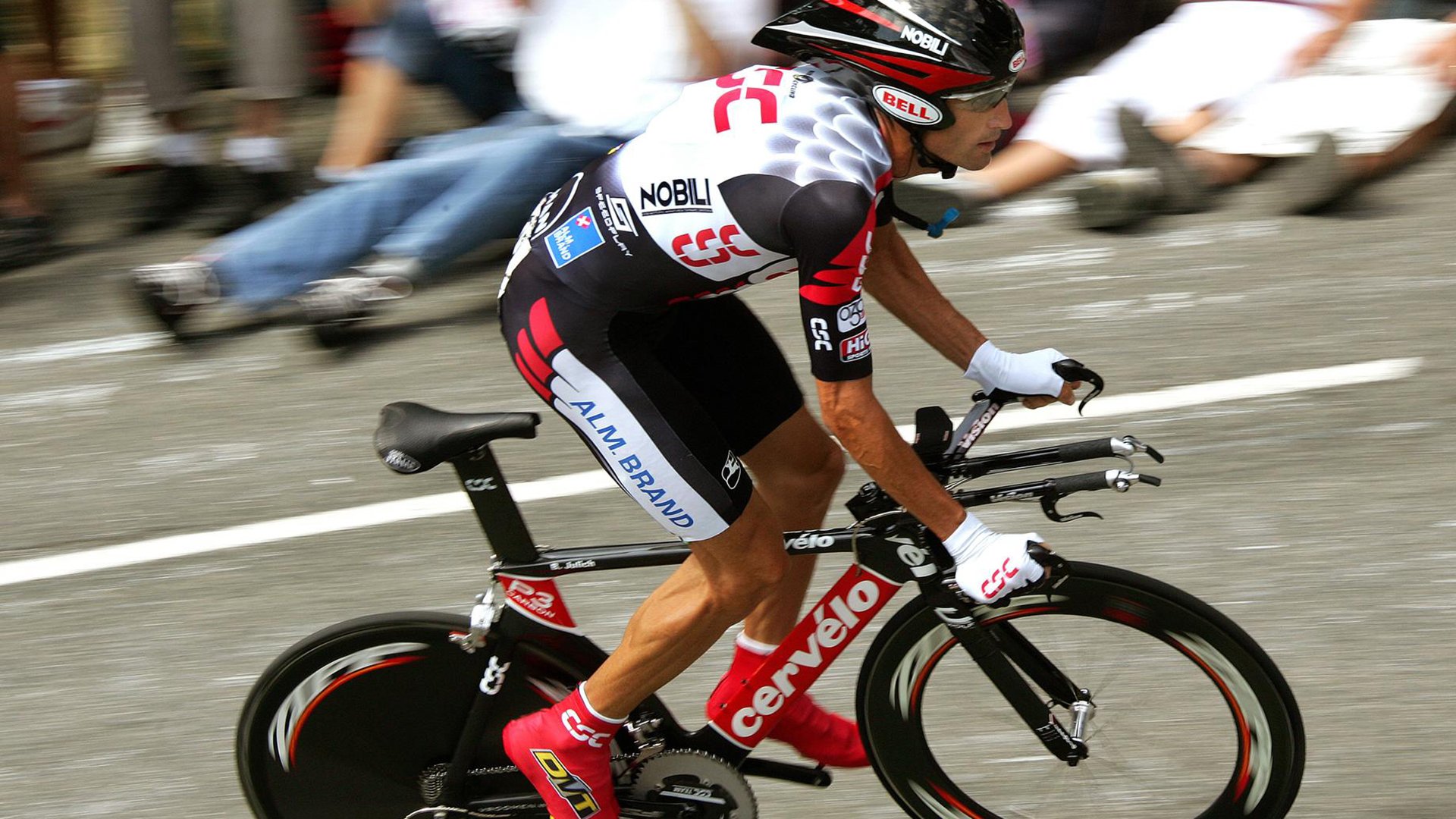 雄鹿淘汰赛过关76人，杰伦·格林关键战不手软，新星崛起与老牌劲旅的宿命对决