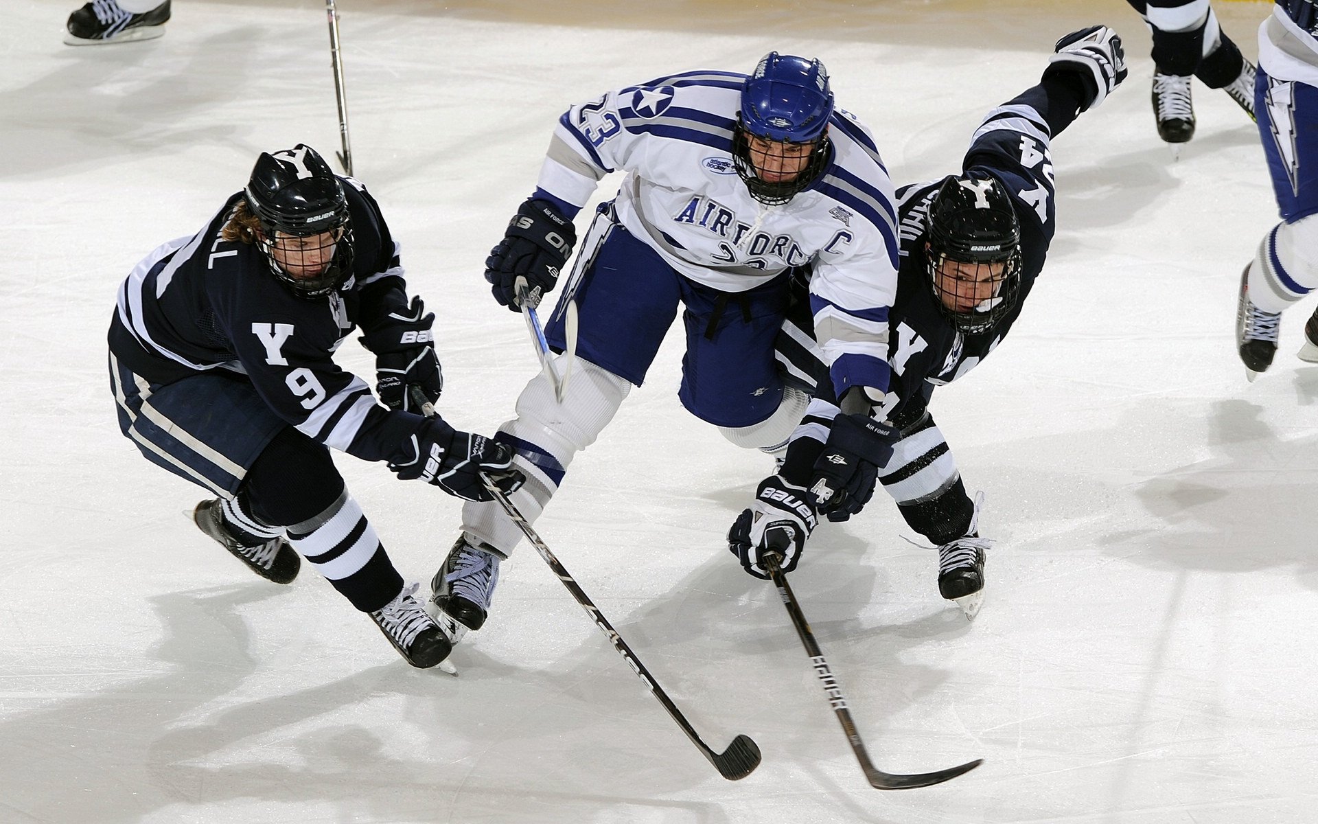 当魔术遭遇钢铁洪流，伦纳德如何用唯一性统治京城之夜